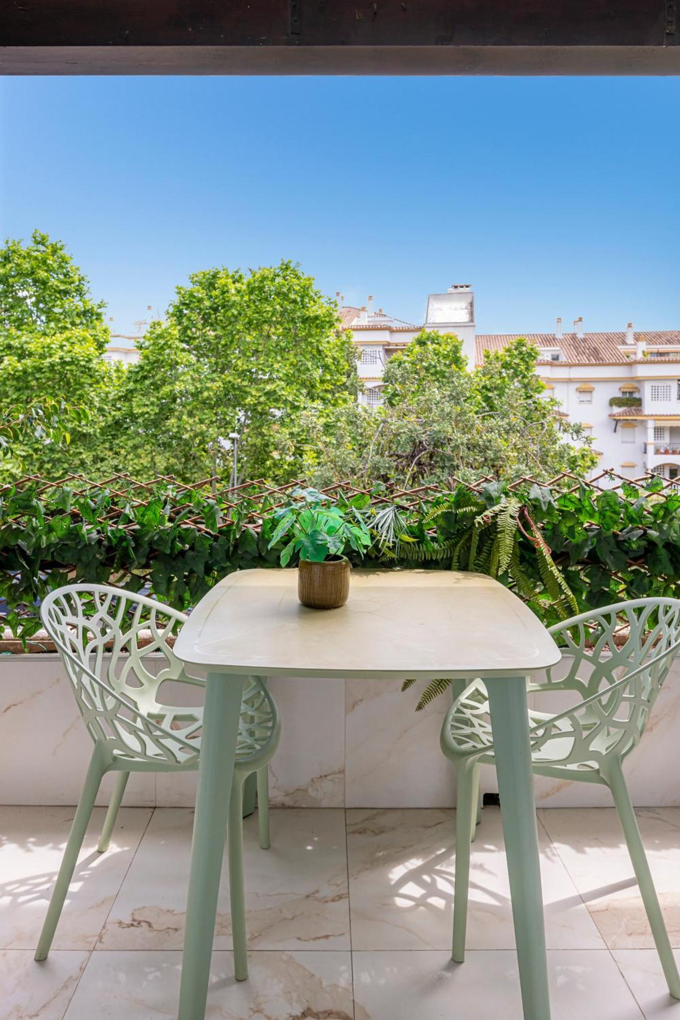 With Sea Views, Pool, Parking And Tennis Court *