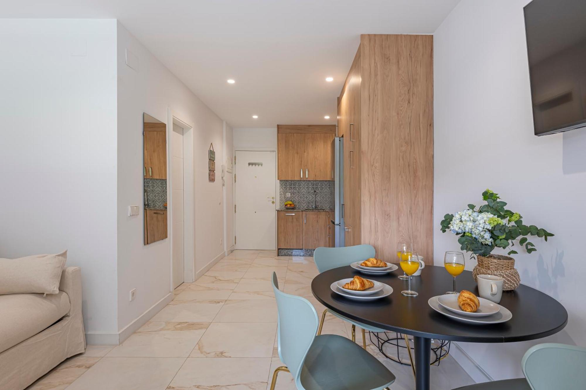 Appartement With Sea Views, Pool, Parking And Tennis Court