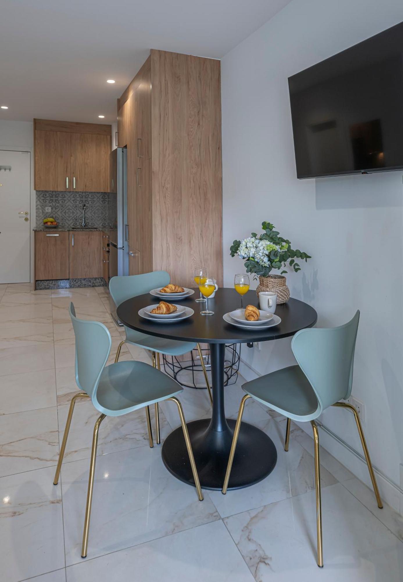 Appartement With Sea Views, Pool, Parking And Tennis Court *