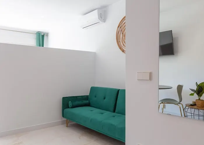 Studio With Sea Views, Pool, Parking And Tennis Court